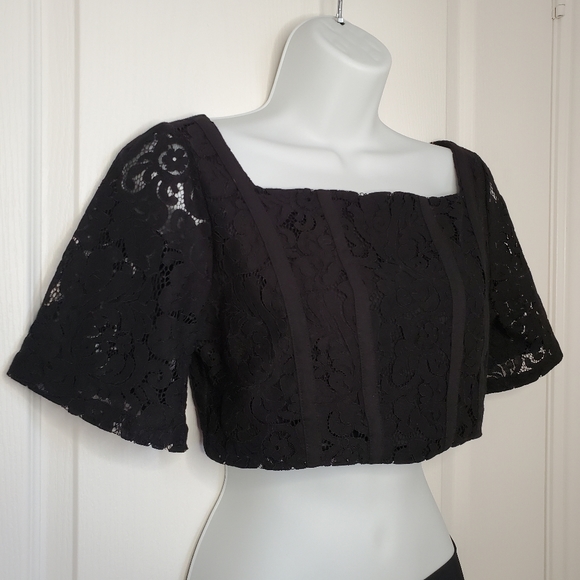 🎈2/$50 🆕️ Zara Cropped Blouse - Picture 7 of 9